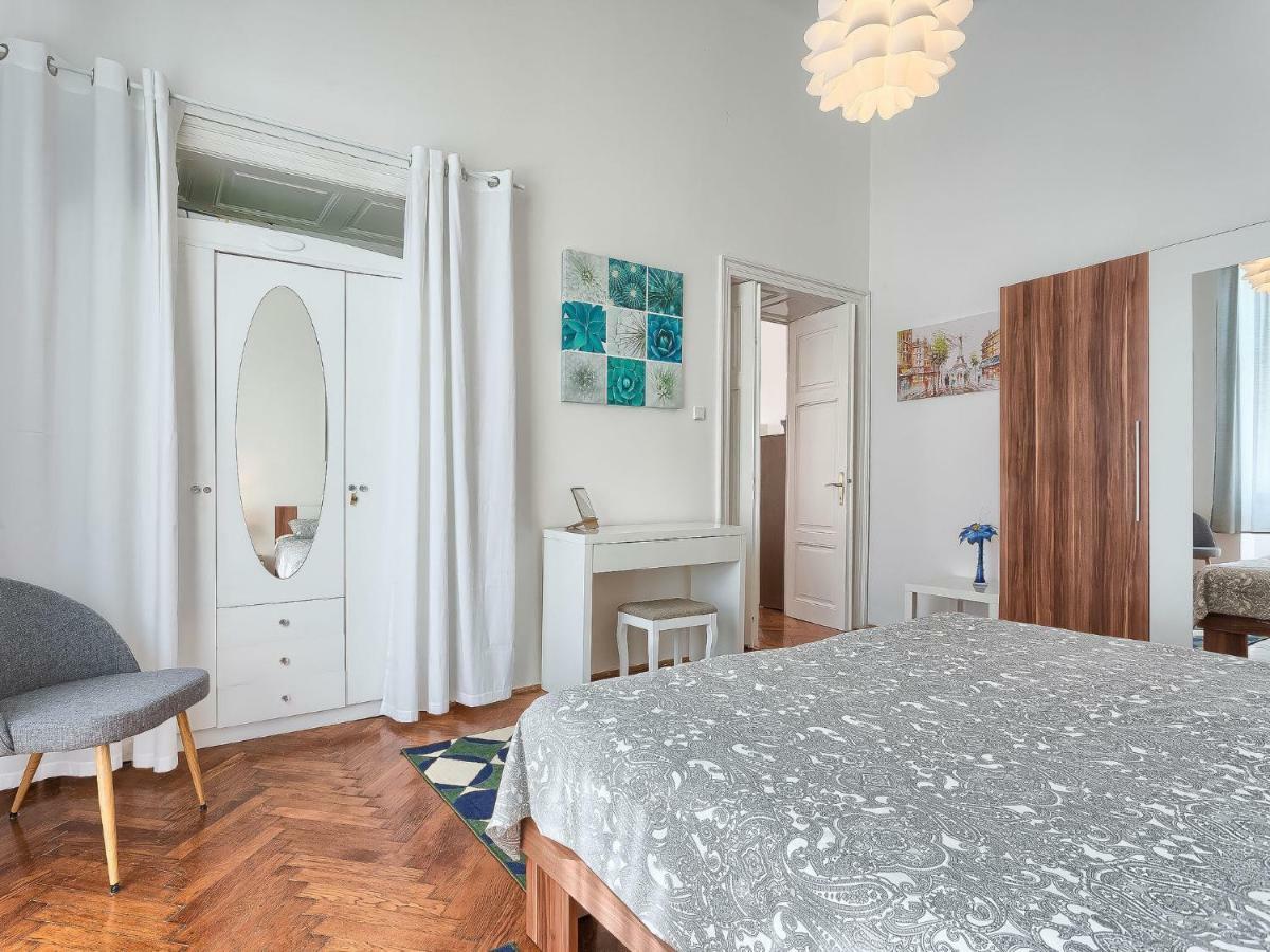 Apartment Silvia By Interhome Пула Екстериор снимка