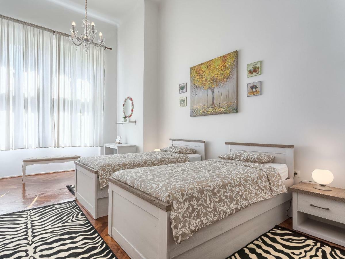 Apartment Silvia By Interhome Пула Екстериор снимка